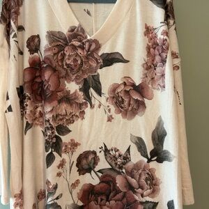 Cal style floral tunic top